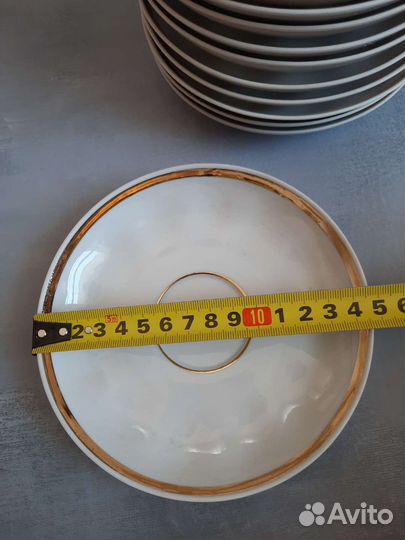 Блюдца, молочник, сахарница