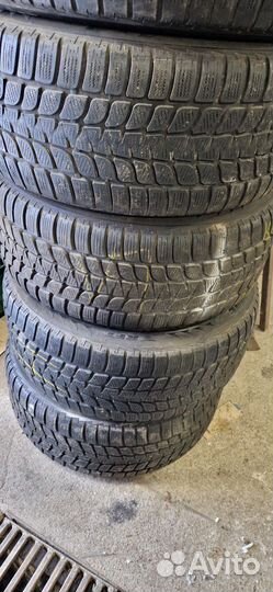 Bridgestone Blizzak LM-25 4x4 255/50 R19