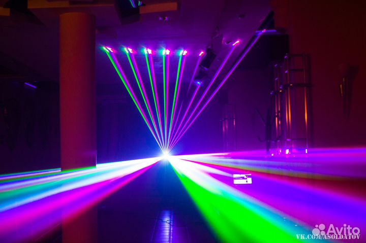 Архитектурный свет, звук, дым