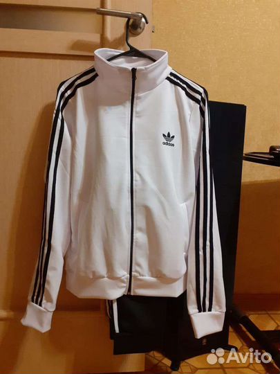 Спортивный костюм, женский