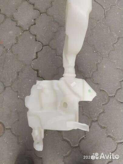 Бачок омывателя на volkswagen passat