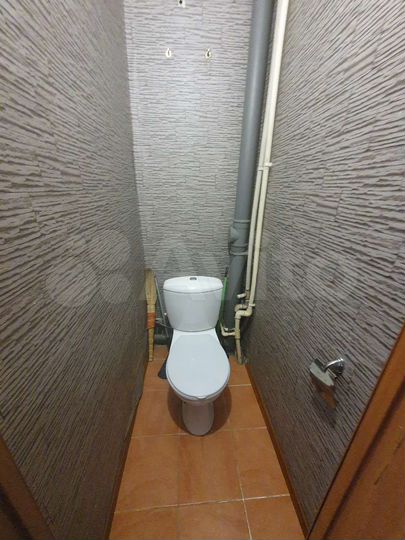 2-к. квартира, 51 м², 1/4 эт.