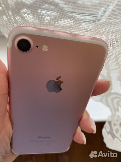 iPhone 7, 32 ГБ