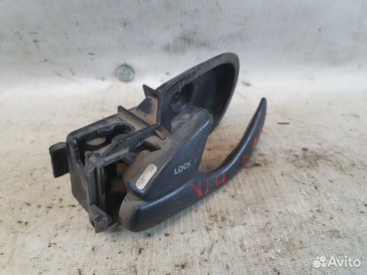 Ручка салона передняя левая Ford Focus 1 2002