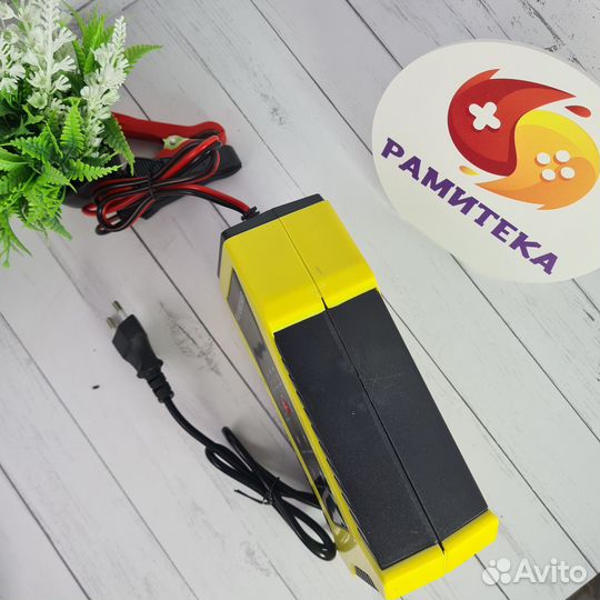 Зарядное устройство для аккумулятора 12 V