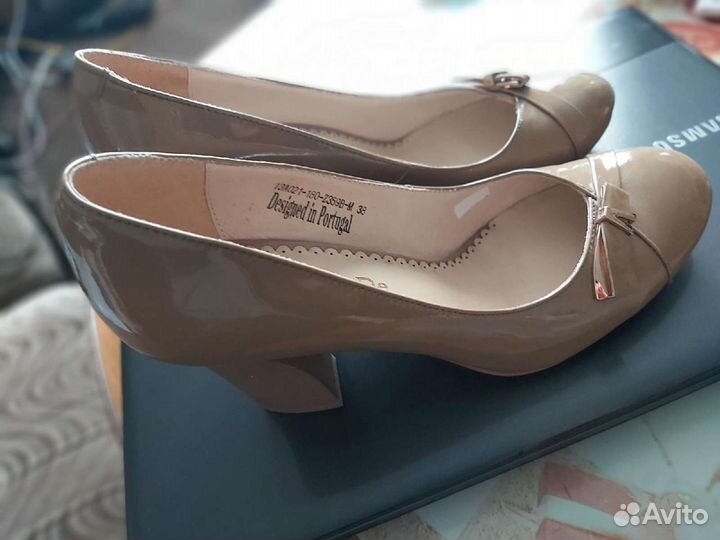 Туфли женские 38 размер натуральная кожа лак