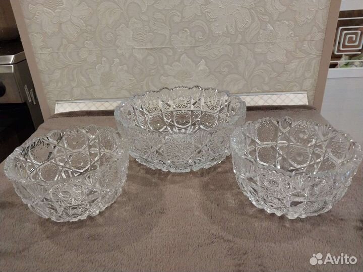 Хрустальные вазы салатники