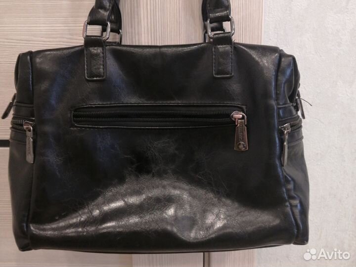 Сумка женская чёрная с ручками