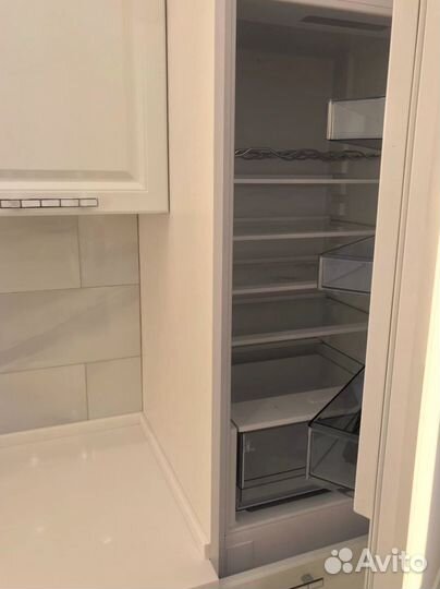 Кухонный гарнитур угловой в потолок