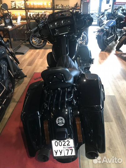 Harley-Davidson CVO Street Glide, 2015