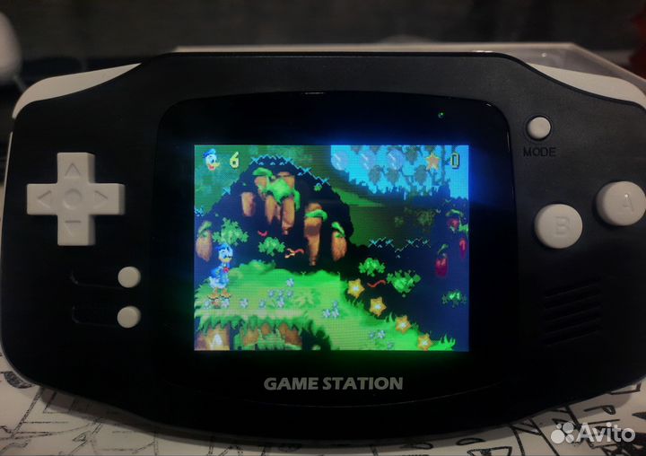 Портативная игровая ретро-приставка game station