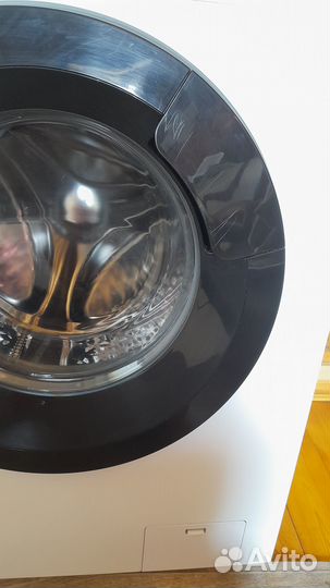 Стиральная машина б/у 4мес