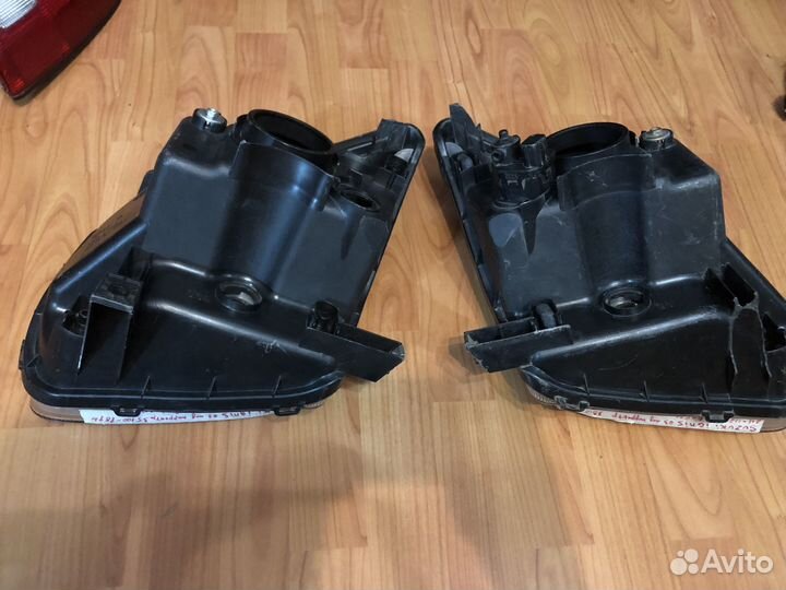 Фара левая и правая на Suzuki ignis