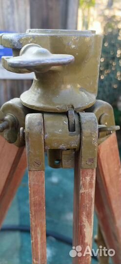 Штатив военный