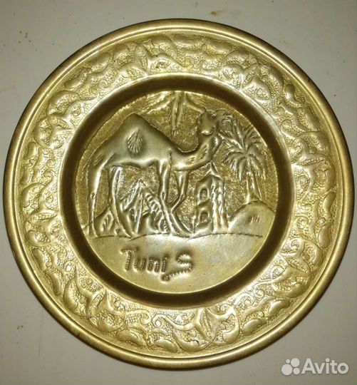 Тарелка настенная из Туниса, медная