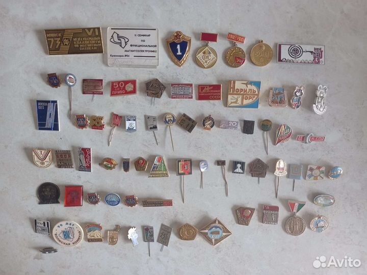 Тяжелые значки СССР