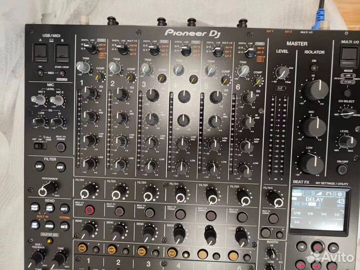 Микшерный пульт Pioneer DJM V10