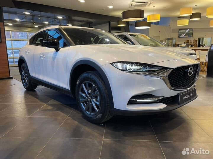 Mazda CX-4 2.0 AT, 2023