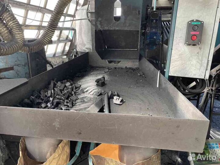 Березовый уголь в мешках