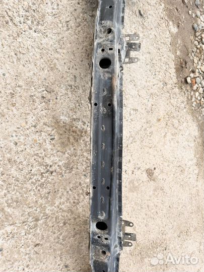 Усилитель переднего бампера бмв х5 е53