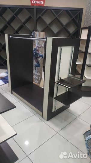 Стеллаж, полки, стол, ветрины. Для магазина