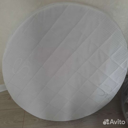 Матрас детский в круглую кроватку новый