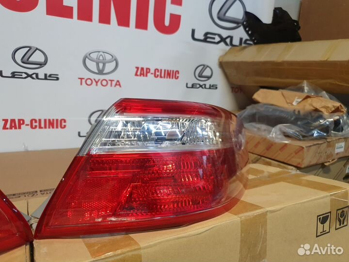 Фонарь задний внеш. левый-правый Toyota Camry V40