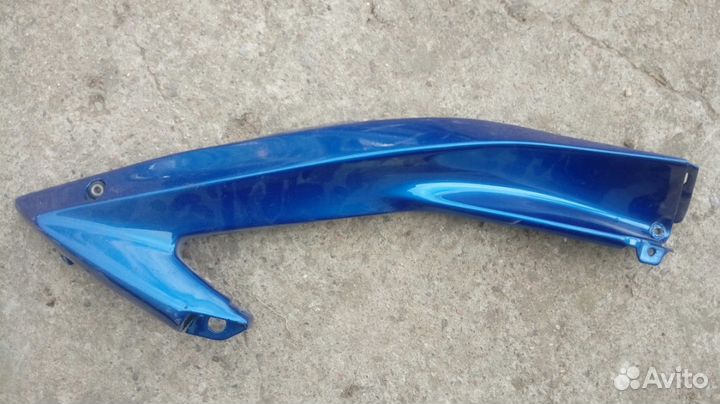 Yamaha YZF-R6 06 07 пластик боковой правый