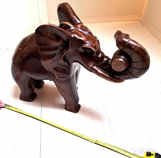 Фигурка слона из цельного красного дерева 55 см