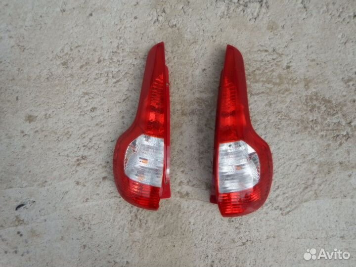 Фонарь левый LADA Kalina 2 хэтчбек