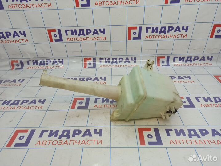 Бачок омывателя лобового стекла Hyundai Santa Fe