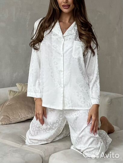 Пижама женская белая