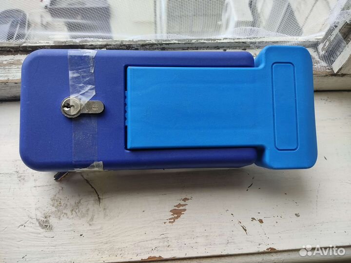 Ручка от холодильной камеры