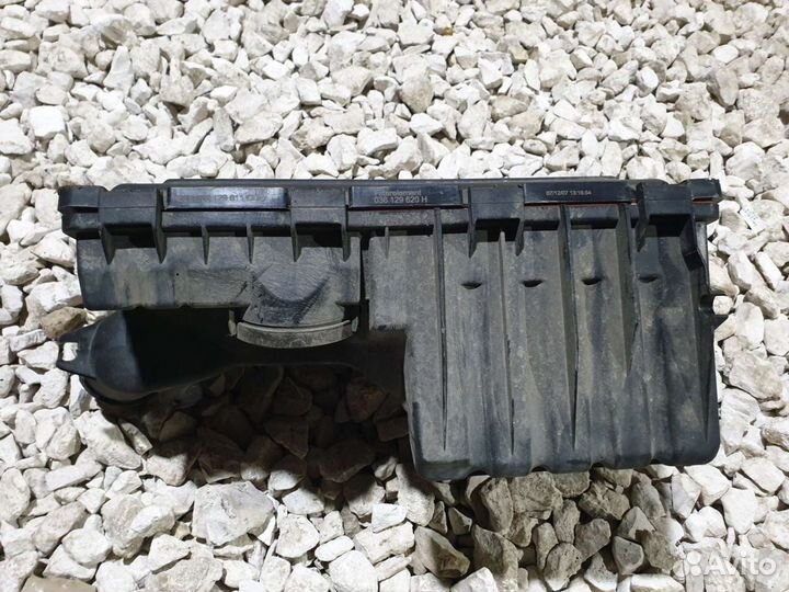 Корпус воздушного фильтра Шкода Фабия 2