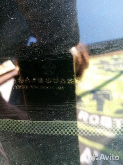 Стекло заднее Eagle Vision 1992-1998Г.в