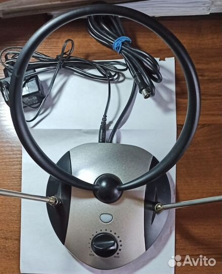 Антенна активная General Satellite UVR-AV215