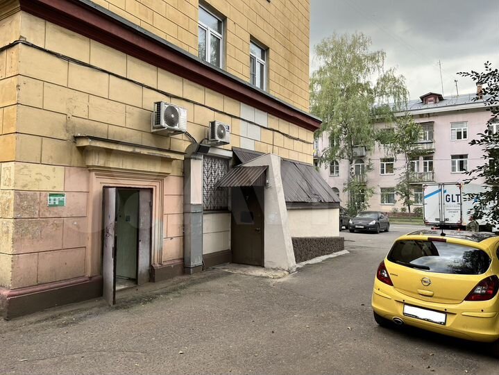 Торговая площадь, 37 м²