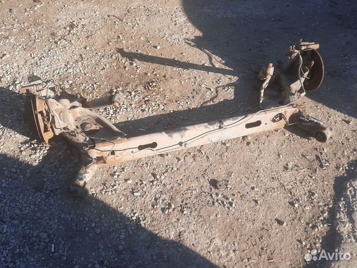 Задняя балка renault fluence