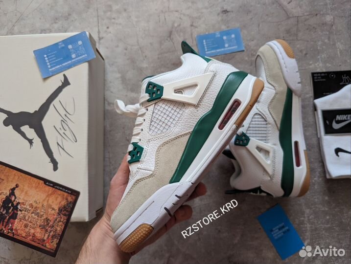 Кроссовки Nike Air Jordan 4 SB 