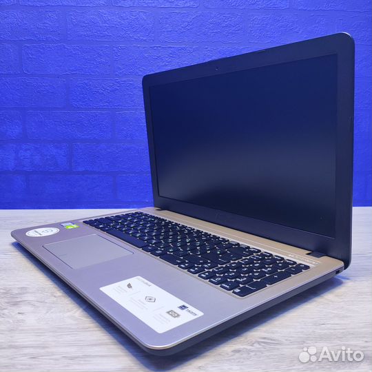 Ноутбук Asus K540UBR