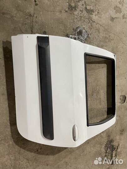 Дверь задняя левая Largus