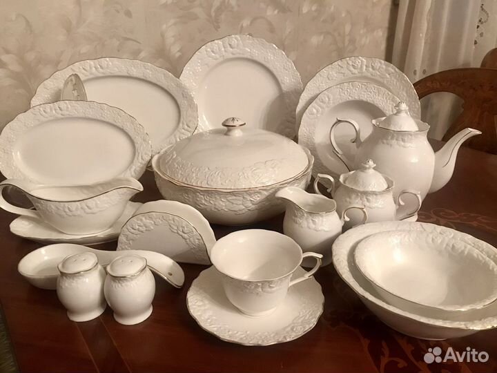 Сервиз чайный и столовый Кorall