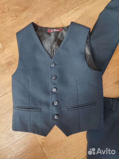 Костюм на мальчика 122
