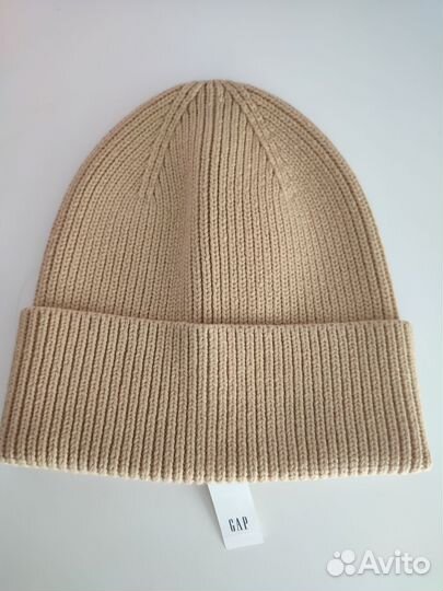 Шапка женская GAP