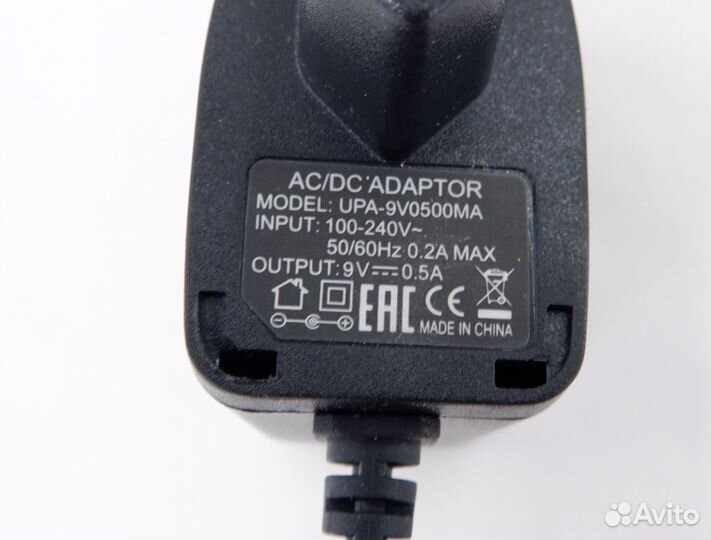 Универсальный Блок питания AC/DC adapter UPA-9V050