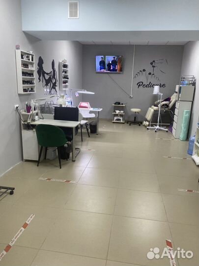 Мастер маникюра