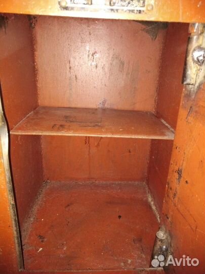 Сейф металлический