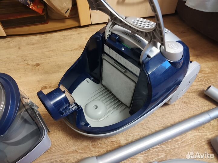 Пылесос Electrolux 1800W