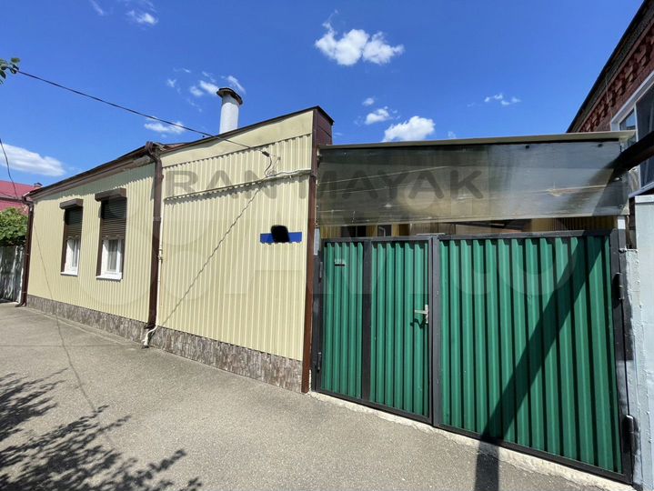 Дом 32,4 м² на участке 1 сот.