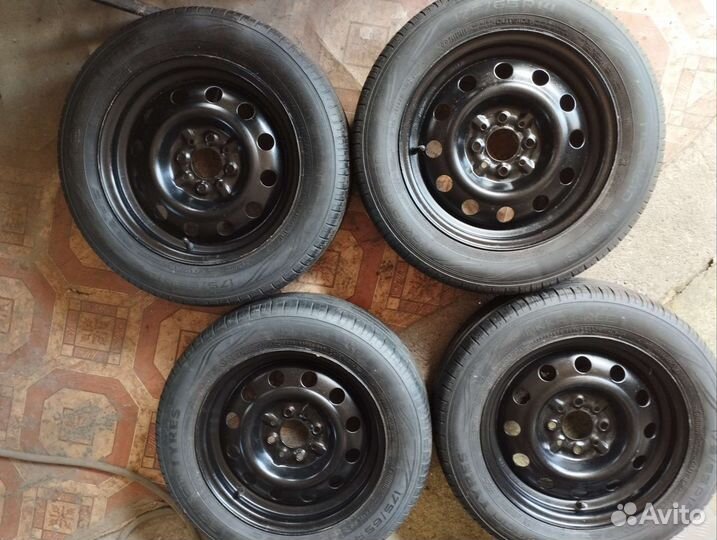 Колеса летние на ваз175/65р14 Нокиан